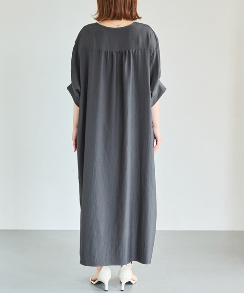 LAVEANGE(ラビアンジェ)の「刺繍カフタンワンピース|涼しく快適な着心地/ロング丈/スキッパーネック/半袖/ポケット付/体型カバー/洗える(ワンピース・レディース・ブラック/ブラウン・M/LL/3L/4L/5L)」の20枚目の写真