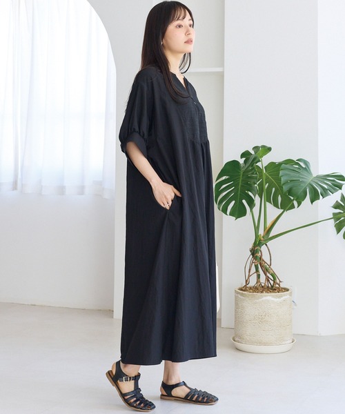 LAVEANGE(ラビアンジェ)の「刺繍カフタンワンピース|涼しく快適な着心地/ロング丈/スキッパーネック/半袖/ポケット付/体型カバー/洗える(ワンピース・レディース・ブラック/ブラウン・M/LL/3L/4L/5L)」の13枚目の写真