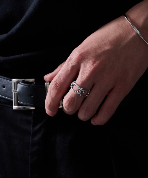MAISON CLUB(メゾンクラブ)の「【MAISON CLUB】Cross Link Ring Silver925 KUN(リング・メンズ・シルバー・FREE)」の1枚目の写真