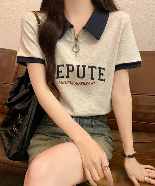 2ly2(トゥーリートゥー)の「襟付きハーフジップTシャツ ロゴ 半袖 配色デザイン ゆったり(Tシャツ/カットソー・レディース・ボルドー/ネイビー・FREE)」の8枚目の写真
