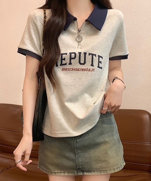 2ly2(トゥーリートゥー)の「襟付きハーフジップTシャツ ロゴ 半袖 配色デザイン ゆったり(Tシャツ/カットソー・レディース・ボルドー/ネイビー・FREE)」の11枚目の写真