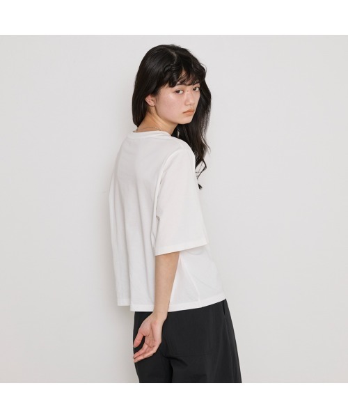 COMMON+HAUS(コモンハウス)の「コットンクロップドTシャツ(Tシャツ/カットソー・レディース・ホワイト/ブラウン・FREE)」の6枚目の写真