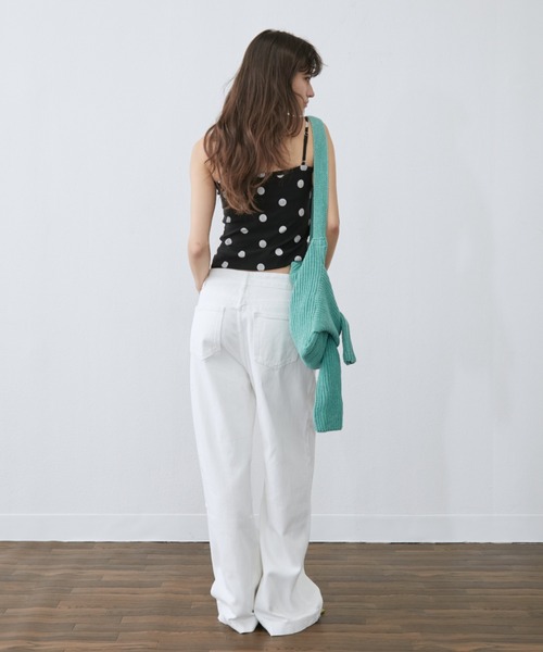 Rohwel(ローウェル)の「Studded Line Straight Denim Pants / スタッズラインストレートデニムパンツ(デニムパンツ・レディース・ホワイト/ブラック・MEDIUM/SMALL)」の18枚目の写真