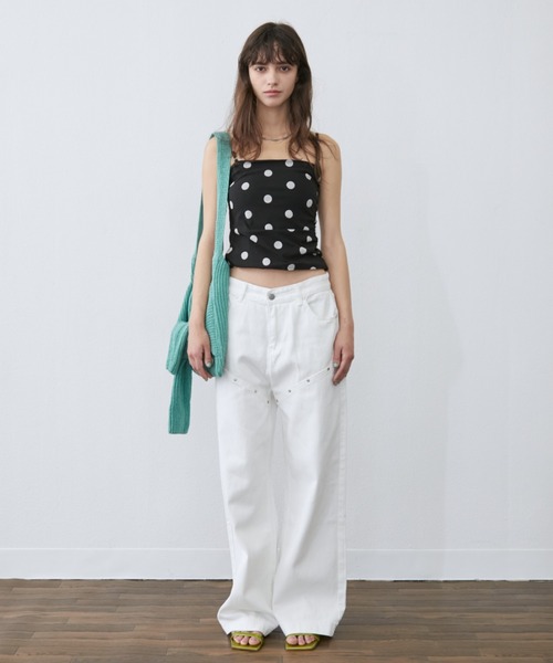 Rohwel(ローウェル)の「Studded Line Straight Denim Pants / スタッズラインストレートデニムパンツ(デニムパンツ・レディース・ホワイト/ブラック・MEDIUM/SMALL)」の16枚目の写真