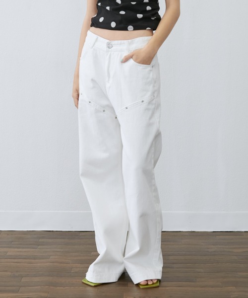 Rohwel(ローウェル)の「Studded Line Straight Denim Pants / スタッズラインストレートデニムパンツ(デニムパンツ・レディース・ホワイト/ブラック・MEDIUM/SMALL)」の10枚目の写真