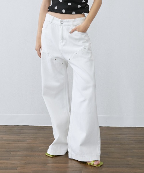 Rohwel(ローウェル)の「Studded Line Straight Denim Pants / スタッズラインストレートデニムパンツ(デニムパンツ・レディース・ホワイト/ブラック・MEDIUM/SMALL)」の11枚目の写真