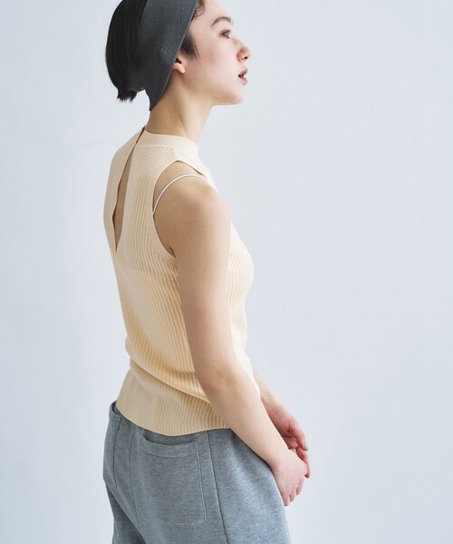 CODE A(コードエー)の「rib highneck pullover(ニット/セーター・レディース・パープル/アイボリー/ブラック・00)」の5枚目の写真