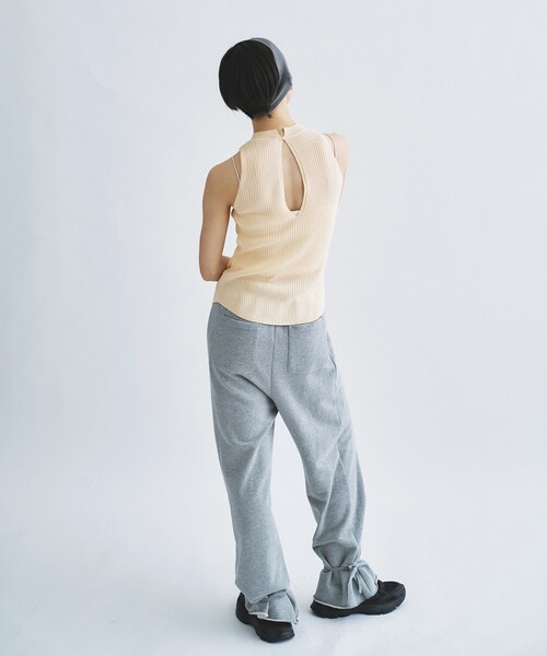 CODE A(コードエー)の「rib highneck pullover(ニット/セーター・レディース・パープル/アイボリー/ブラック・00)」の7枚目の写真