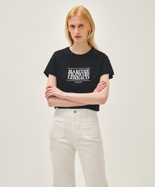 MARITHE + FRANCOIS GIRBAUD(マリテフランソワジルボー)の「W CLASSIC LOGO CROP TEE(Tシャツ/カットソー・レディース・ホワイト/ブラック/ライトグリーン/アイボリー/ライトピンク/チャコール/ダークネイビー・SMALL/MEDIUM)」の3枚目の写真