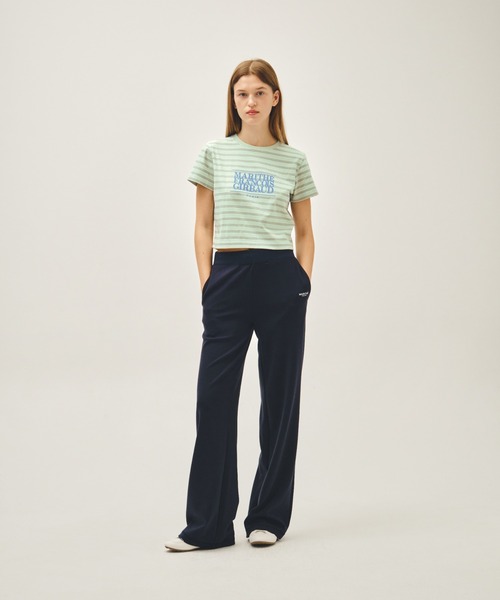 MARITHE + FRANCOIS GIRBAUD(マリテフランソワジルボー)の「W CLASSIC LOGO CROP TEE(Tシャツ/カットソー・レディース・ホワイト/ブラック/ライトグリーン/アイボリー/ライトピンク/チャコール/ダークネイビー・SMALL/MEDIUM)」の9枚目の写真
