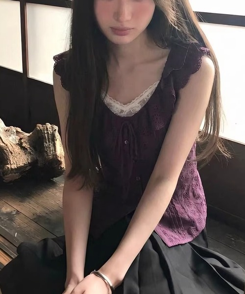 LUCPY(ラクピー)の「スカラップレースカラーブラウス(シャツ/ブラウス・レディース・パープル/ブラウン・X-LARGE/LARGE/MEDIUM/SMALL)」の3枚目の写真
