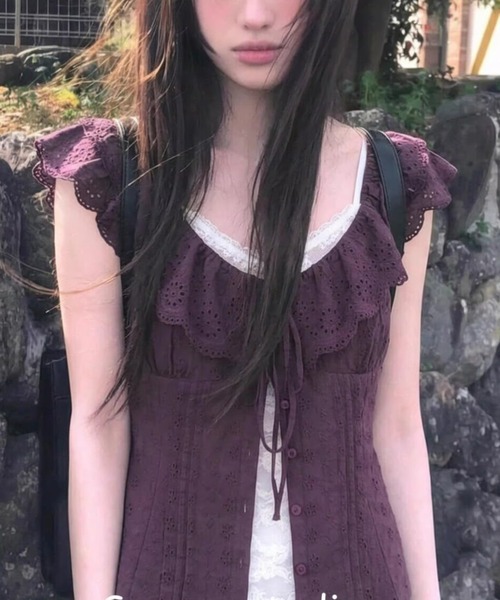LUCPY(ラクピー)の「スカラップレースカラーブラウス(シャツ/ブラウス・レディース・パープル/ブラウン・X-LARGE/LARGE/MEDIUM/SMALL)」の6枚目の写真