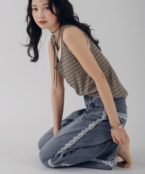 MUHET(ミュエータ)の「lace button-fly denim pants / レースボタンフライデニムパンツ(デニムパンツ・レディース・オフホワイト/インディゴブルー/ライトインディゴブルー・SMALL/MEDIUM/LARGE)」の15枚目の写真