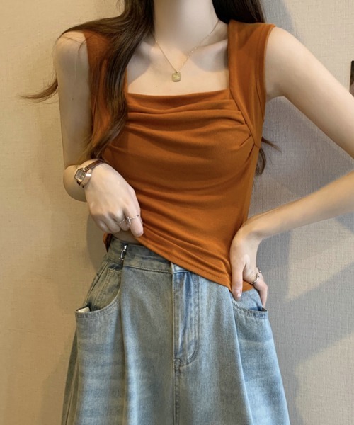 mielu(ミエル)の「タックデザインキャミトップ(キャミソール・レディース・オレンジ/ブラウン/ブラック・LARGE/MEDIUM)」の17枚目の写真