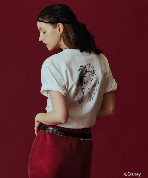 Disney(ディズニー)の「(COLSUN)CRUELLA DE VIL S/S TEE(Tシャツ/カットソー・レディース・ホワイト/レッド・S/M)」の7枚目の写真