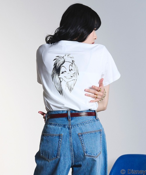Disney(ディズニー)の「(COLSUN)CRUELLA DE VIL S/S TEE(Tシャツ/カットソー・レディース・ホワイト/レッド・S/M)」の5枚目の写真