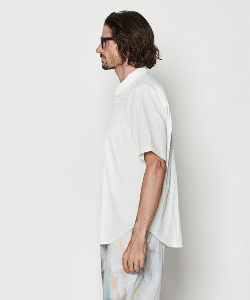 ACANTHUS(アカンサス)の「ACANTHUS:Dot Air Zip Up S/S Shirt(シャツ/ブラウス・メンズ・チャコールグレー/ホワイト・L/M)」の5枚目の写真
