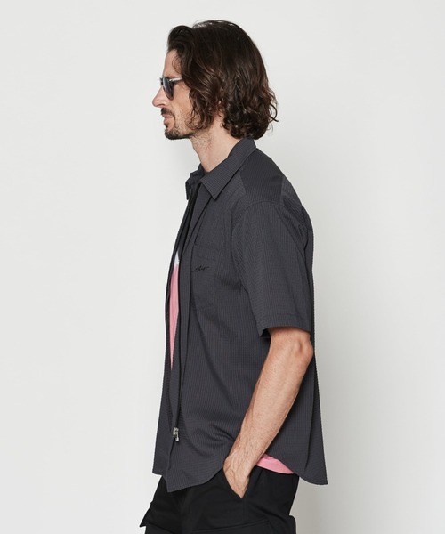 ACANTHUS(アカンサス)の「ACANTHUS:Dot Air Zip Up S/S Shirt(シャツ/ブラウス・メンズ・チャコールグレー/ホワイト・L/M)」の12枚目の写真
