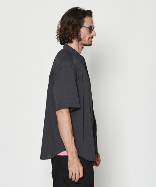 ACANTHUS(アカンサス)の「ACANTHUS:Dot Air Zip Up S/S Shirt(シャツ/ブラウス・メンズ・チャコールグレー/ホワイト・L/M)」の14枚目の写真