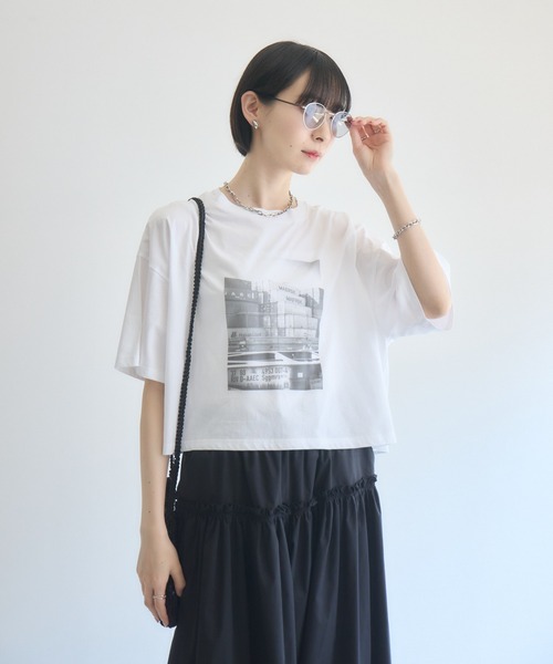 Paradise Picnic(パラダイスピクニック)の「Dignite Collier フォトプリントTシャツ(Tシャツ/カットソー・レディース・ホワイト/ブラック・FREE)」の2枚目の写真