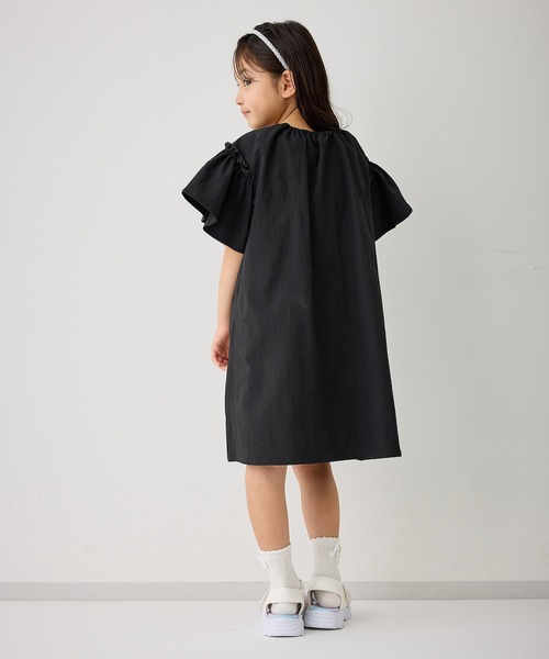 ROPE' PICNIC（ロペピクニック）の「【KIDS/キッズ】サッカーシャーリングワンピース（ワンピース・キッズ・ブラック/レッド・120/130/140/150）」の6枚目の写真