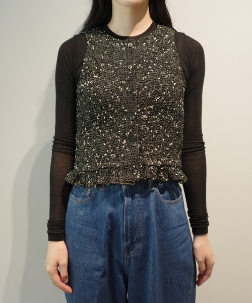CLANE(クラネ)の「CLANE MIX MESH GATHER NO SLEEVE TOPS(その他トップス・レディース・ベージュ/ブラック・2/1)」の2枚目の写真