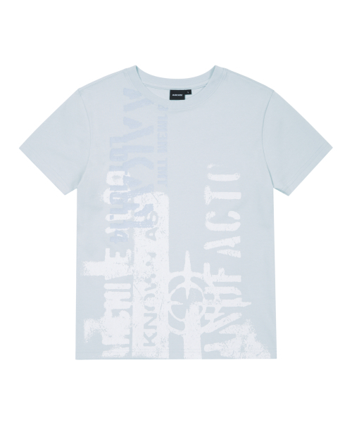 AAKAM(アーカム)の「Aim Lettering Half Top (Sky Blue)(Tシャツ/カットソー・レディース・その他・1/2/3)」の2枚目の写真