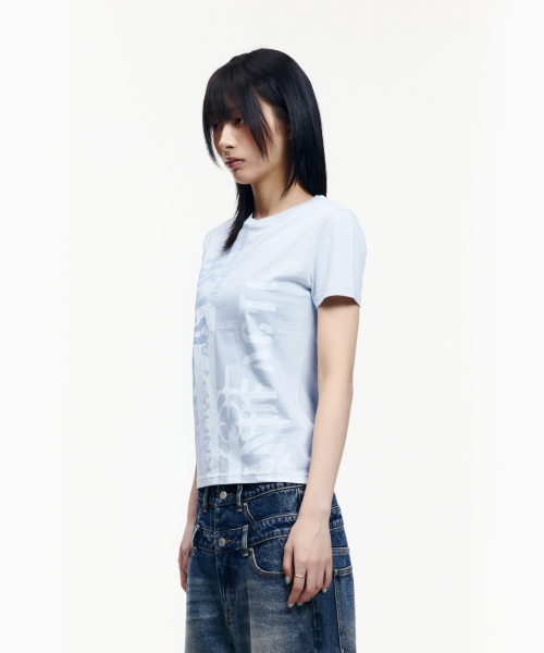 AAKAM(アーカム)の「Aim Lettering Half Top (Sky Blue)(Tシャツ/カットソー・レディース・その他・1/2/3)」の5枚目の写真