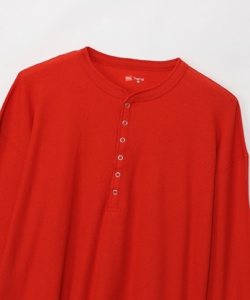 HANES(ヘインズ)の「Hanes/ヘインズ Hanes Thermal for HER ヘンリーネックロングスリーブ(Tシャツ/カットソー・レディース・オフホワイト/グレー/レッド・M/L)」の10枚目の写真