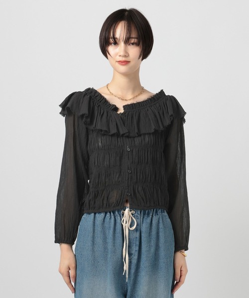 BAYFLOW（ベイフロー）の「[オフショルにもできる]2WAYラッフルブラウス（シャツ/ブラウス・レディース・ブラック/アイボリー・FREE）」の9枚目の写真