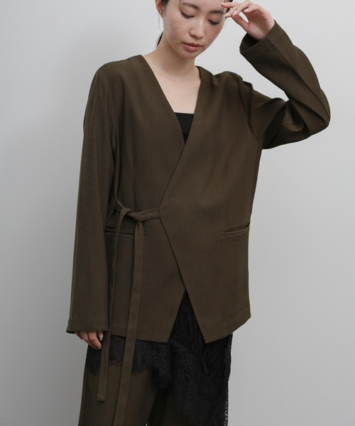 select MOCA Et（セレクトモカエト）の「【Et】Collarless Wrap Jacket（ノーカラージャケット・レディース・チャコールグレー/ブラウン・FREE）」の13枚目の写真