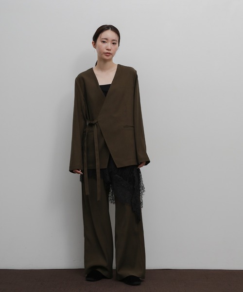 select MOCA Et（セレクトモカエト）の「【Et】Collarless Wrap Jacket（ノーカラージャケット・レディース・チャコールグレー/ブラウン・FREE）」の19枚目の写真