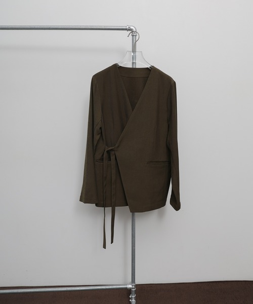 select MOCA Et（セレクトモカエト）の「【Et】Collarless Wrap Jacket（ノーカラージャケット・レディース・チャコールグレー/ブラウン・FREE）」の15枚目の写真