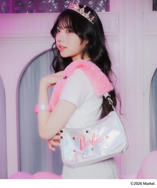 ANAP GiRL(アナップガール)の「ANAPGiRL×【Barbie】2WAYハンドルバッグ(ショルダーバッグ・キッズ・シルバー・F)」の5枚目の写真