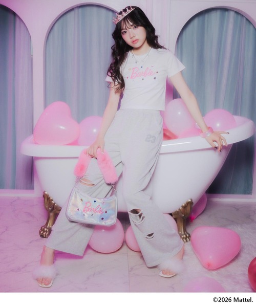 ANAP GiRL(アナップガール)の「ANAPGiRL×【Barbie】2WAYハンドルバッグ(ショルダーバッグ・キッズ・シルバー・F)」の7枚目の写真