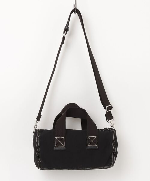 Vivienne Westwood MAN（ヴィヴィアンウエストウッドマン）の「PAUL CYLINDER CROSSBODY（ショルダーバッグ・レディース・オリーブ/ブラック・FREE）」の3枚目の写真