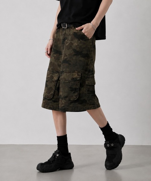 almo(アルモ)の「【Bls】 【ZM】【Bling Leads】CAMO柄 6分丈スケーターパンツ(BL)(デニムパンツ・レディース・カモフラージュ・FREE)」の2枚目の写真