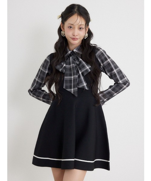 rienda(リエンダ)の「【乃木坂46 金川紗耶さん着用】リボンシャツフレアニットミニワンピース 秋服(ワンピース・レディース・ブラウン/グレー/ブラック・FREE)」の2枚目の写真