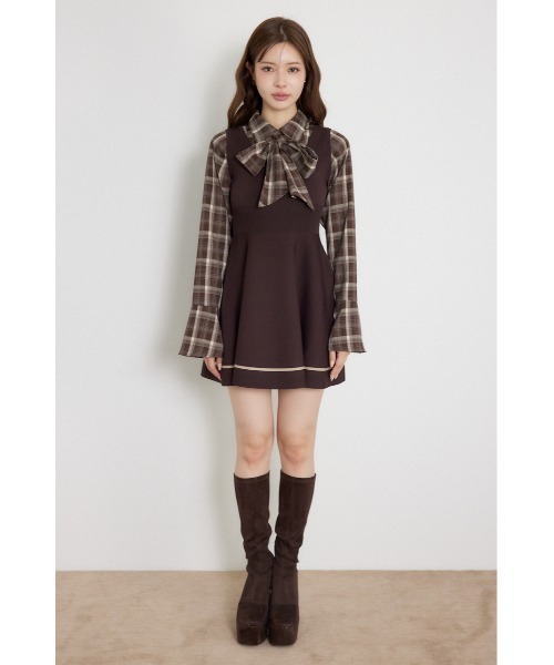 rienda(リエンダ)の「【乃木坂46 金川紗耶さん着用】リボンシャツフレアニットミニワンピース 秋服(ワンピース・レディース・ブラウン/グレー/ブラック・FREE)」の12枚目の写真