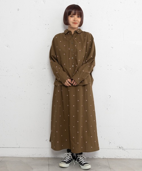 POU DOU DOU(プードゥドゥ)の「ドット刺繍ギャザースカート(スカート・レディース・キナリ/ダークブラウン/ダークグリーン・3)」の20枚目の写真