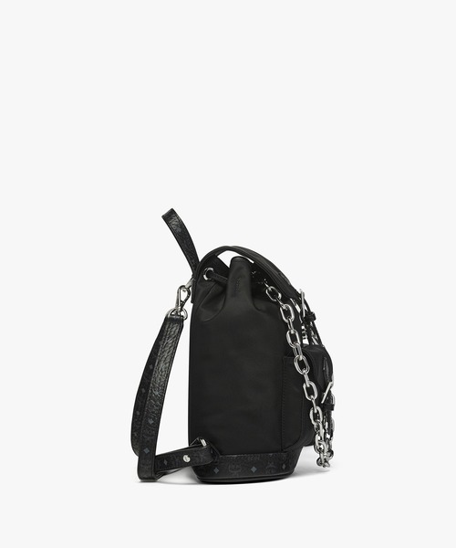 MCM（エムシーエム）の「Aren ドローストリング バックパック - ECONYL＆レザー（バックパック/リュック・メンズ・ブラック・ONE SIZE）」の2枚目の写真