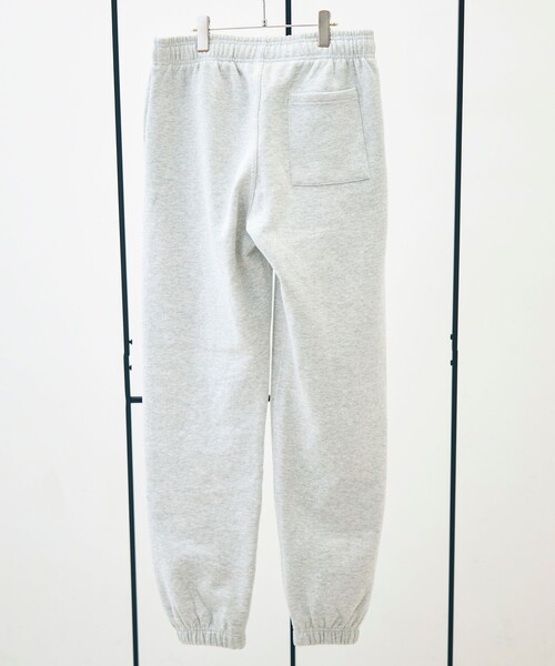 GLOSTER（グロスター）の「【THE DAYS/ザ デイ】HIGE SWEAT PANTS 髭文字刺繍 スウェットパンツ 裏起毛（スウェットパンツ・メンズ・ライトグレー・M/L）」の3枚目の写真