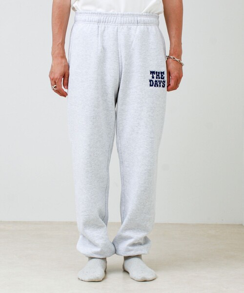 GLOSTER（グロスター）の「【THE DAYS/ザ デイ】HIGE SWEAT PANTS 髭文字刺繍 スウェットパンツ 裏起毛（スウェットパンツ・メンズ・ライトグレー・M/L）」の11枚目の写真