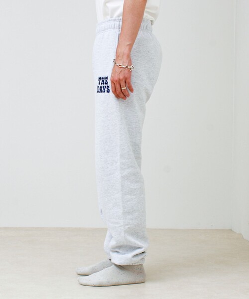 GLOSTER（グロスター）の「【THE DAYS/ザ デイ】HIGE SWEAT PANTS 髭文字刺繍 スウェットパンツ 裏起毛（スウェットパンツ・メンズ・ライトグレー・M/L）」の12枚目の写真