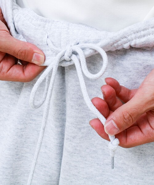GLOSTER（グロスター）の「【THE DAYS/ザ デイ】HIGE SWEAT PANTS 髭文字刺繍 スウェットパンツ 裏起毛（スウェットパンツ・メンズ・ライトグレー・M/L）」の17枚目の写真