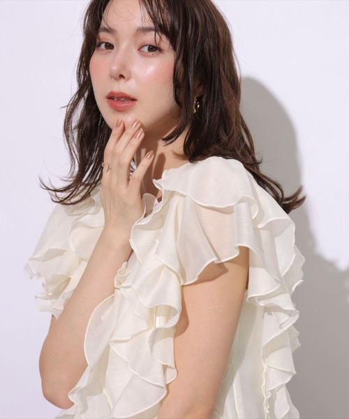 Mystrada(マイストラーダ)の「フリルブラウス(シャツ/ブラウス・レディース・チャコールグレー/オフホワイト/ライトパープル・38/36)」の7枚目の写真