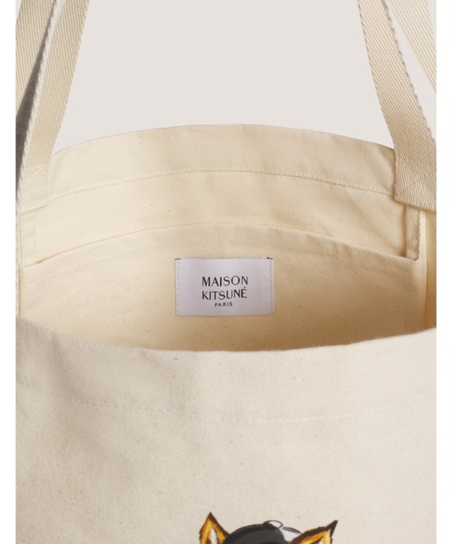 Maison Kitsune(メゾンキツネ)の「WEEKEND FOX TOTE(トートバッグ・メンズ・アイボリー・U)」の5枚目の写真