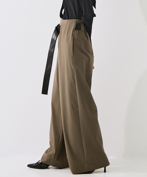 STUDIOUS(ステュディオス)の「【STUDIOUS/ステュディオス】Belted Trousers/ベルトトラウザー/ウォッシャブル/腰回りカバー/ベルト取り外し可(その他パンツ・レディース・ブラウン/グレー/アイボリー・1/2)」の13枚目の写真