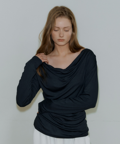 REORG(リオルグ)の「PAP DRAPE LONG SLEEVE T-SHIRT DARK GREY(Tシャツ/カットソー・レディース・その他・FREE)」の2枚目の写真