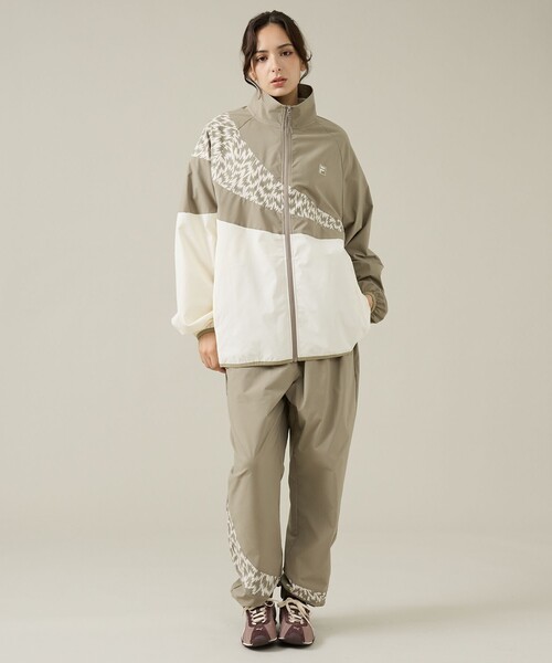 FILA(フィラ)の「【ELEY KISHIMOTO×FILA】イーリーキシモト×フィラ トラックジャケット / ユニセックス / SM6FDU719(ブルゾン・メンズ・カーキ/ブラック・L/M)」の5枚目の写真
